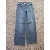 Levi Perfectly Slimming stretch jeans size 6 M